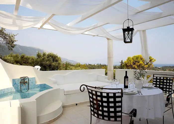 Castello Di Vista With Swimming Pool , Dassia ,corfu Análipsis
