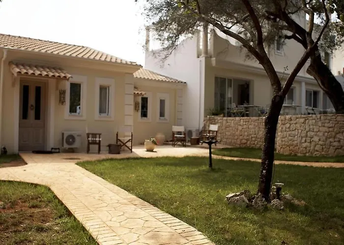 Castello Di Vista With Swimming Pool , Dassia ,corfu