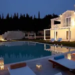 Castello Di Vista With Swimming Pool , Dassia ,corfu * Análipsis