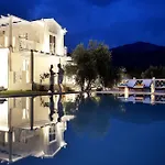 Castello Di Vista With Swimming Pool , Dassia ,corfu Análipsis