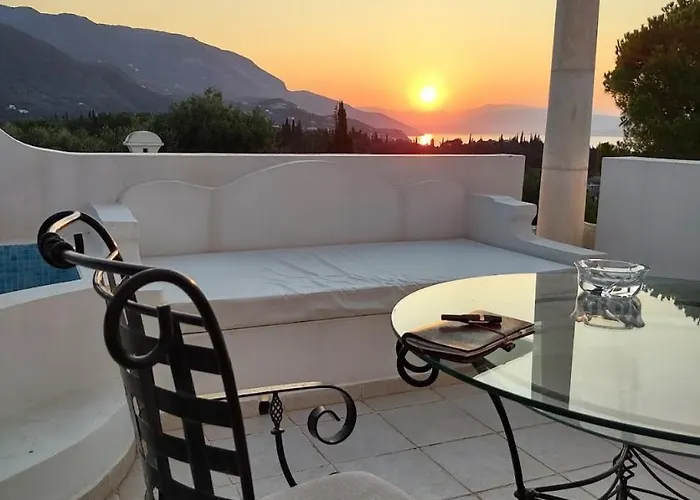 Castello Di Vista Boutique With Pool & Sea View, Corfu